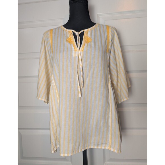 Banana Republic Blouse Size M Embroidered Tie Neck Smocked Waist - Picture 1 of 9